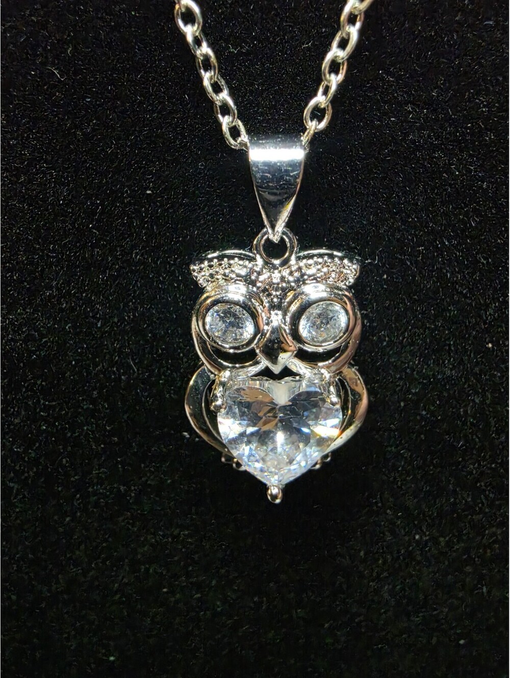 Silver Tone Crystal Owl Pendant Necklace Heart Shaped CZ Stone Fashion Jewelry